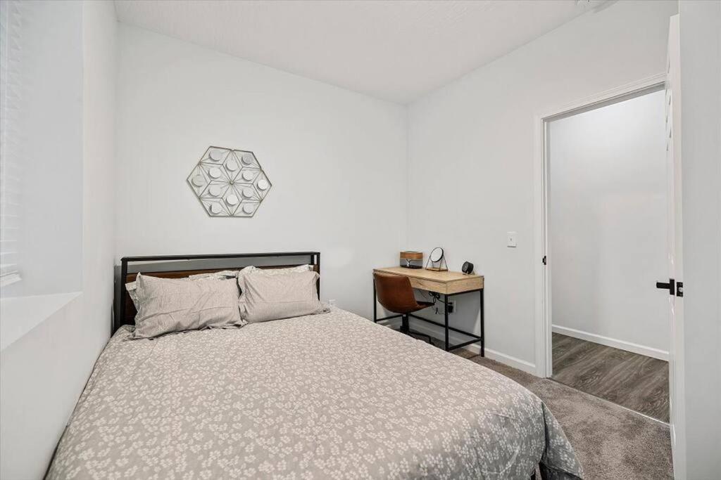Holiday home Centrally Located Renovated